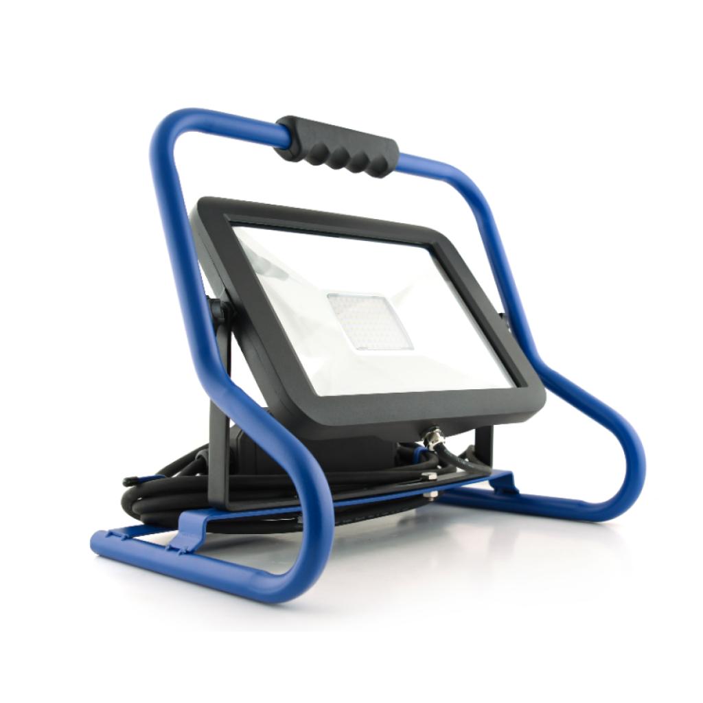 LED straler N-80 : 80 Watt op voet / 5 m. H07RN-F / IP54 /4000K