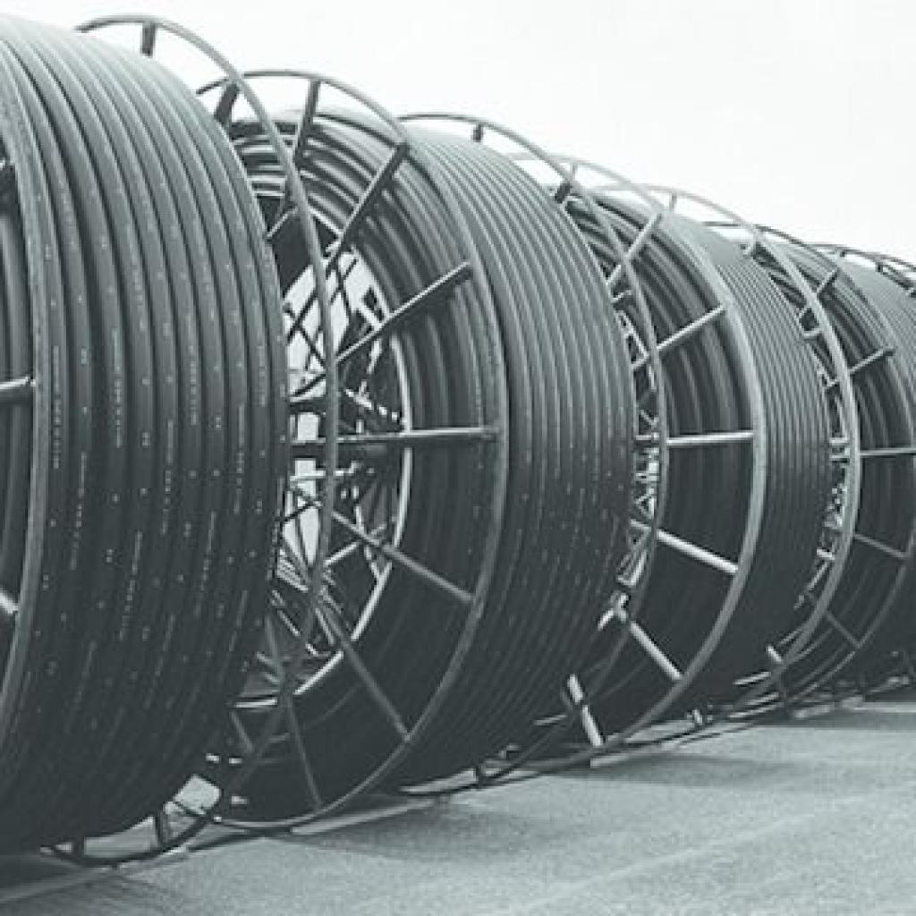 Polyethyleen (afgesneden) 1 1/4" (3,18 cm)